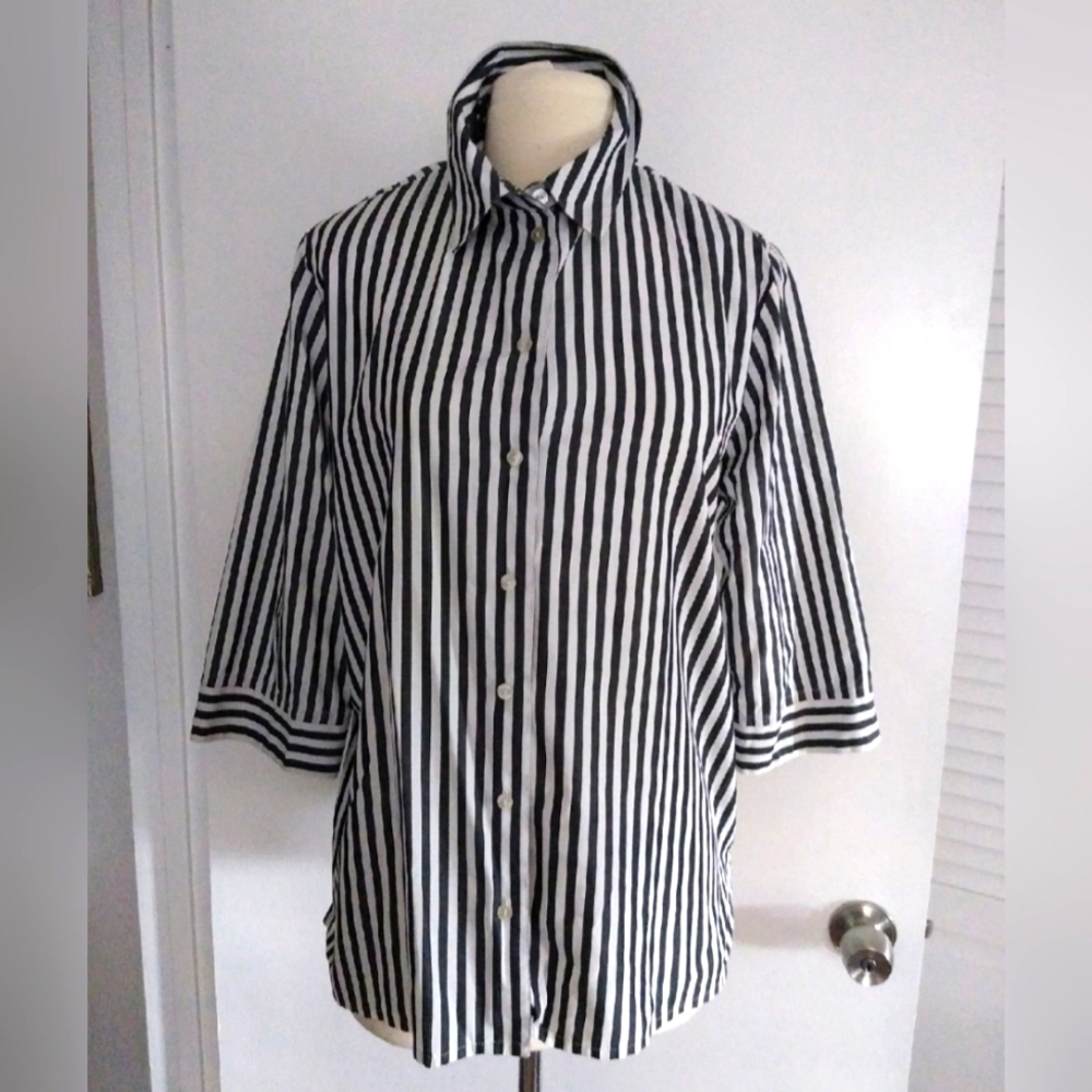 Alia Sport Womens size 14 Beetlejuice style 3/4 sleeve